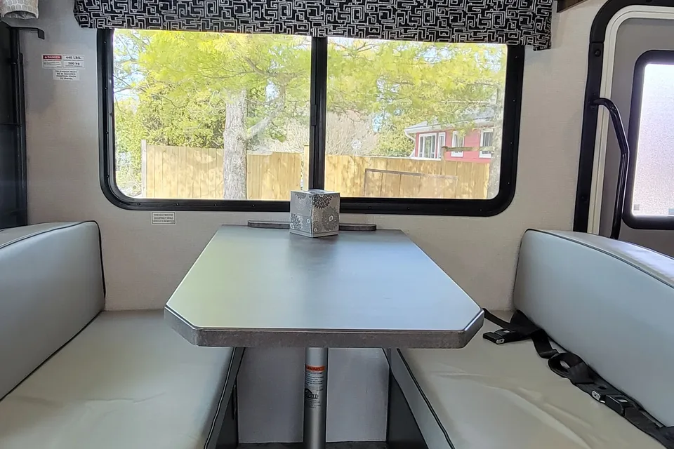 Tim and Jay's Thor Motor Coach Sunseeker Class C