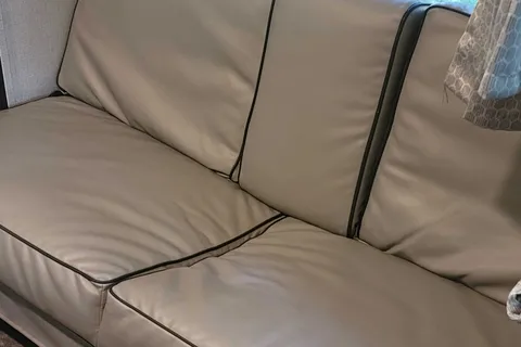 Tim and Jay's Thor Motor Coach Sunseeker Class C
