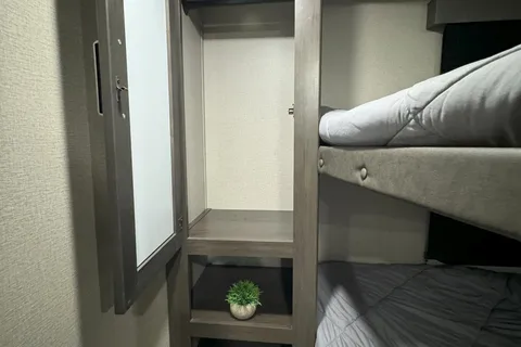 Spacious Grand Design Bunkhouse with Master Suite