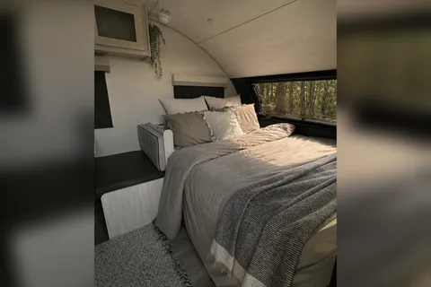 The Pod - Cozy Forest Retreat