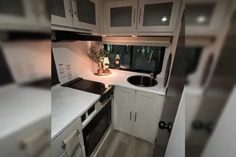 The Pod - Cozy Forest Retreat