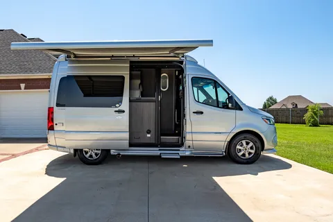 Couples Get Away in Style and Luxury!