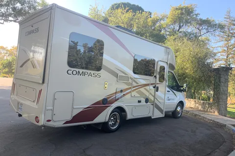 Ryker's Thor Motor Coach Compass 2018