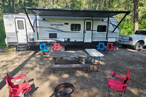 Richard's 2019 Keystone Springdale 30 foot (Bring the group)
