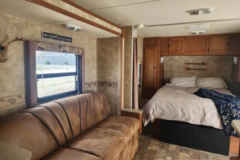 2011 Gulf Stream Stream Lite Sport-FULLY STOCKED!!!