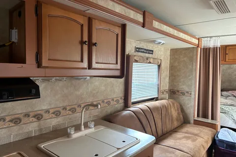 2011 Gulf Stream Stream Lite Sport-FULLY STOCKED!!!