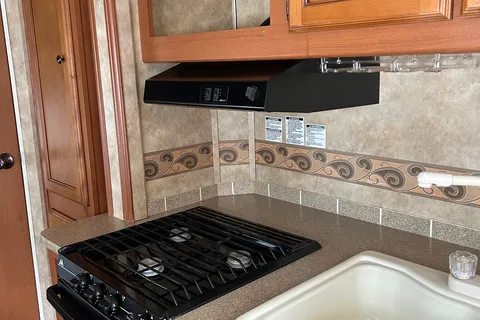 2011 Gulf Stream Stream Lite Sport-FULLY STOCKED!!!