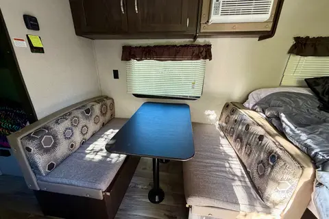 Campfire Cruiser -UPMI2570