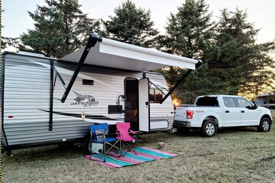 Lesley and Sarah's Jayco Flight SLX7 174bh Travel Trailer (Aka Betty)
