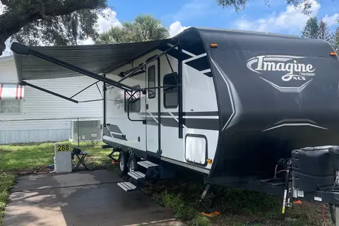 Donald's Grand Design Imagine 22MLE Travel Trailer