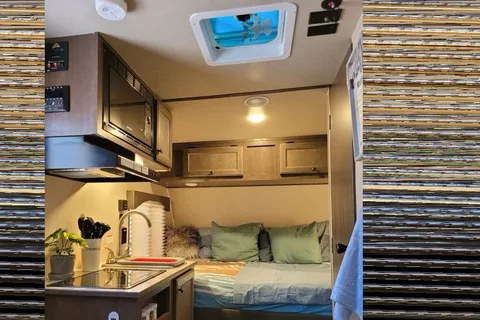 Sunray 149,Very Light Trailer!!!