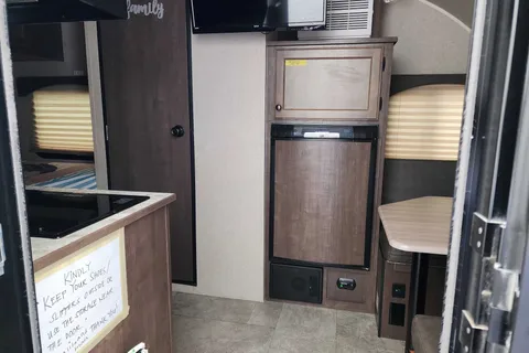 Sunray 149,Very Light Trailer!!!