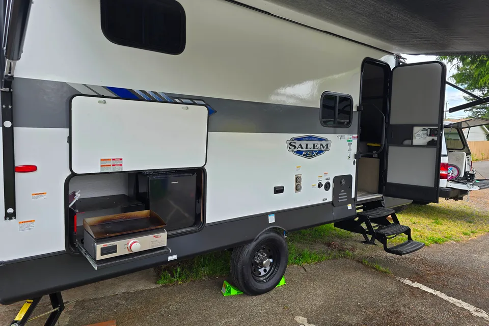 2024 Salem FSX River Forest 23FT Travel Trailer