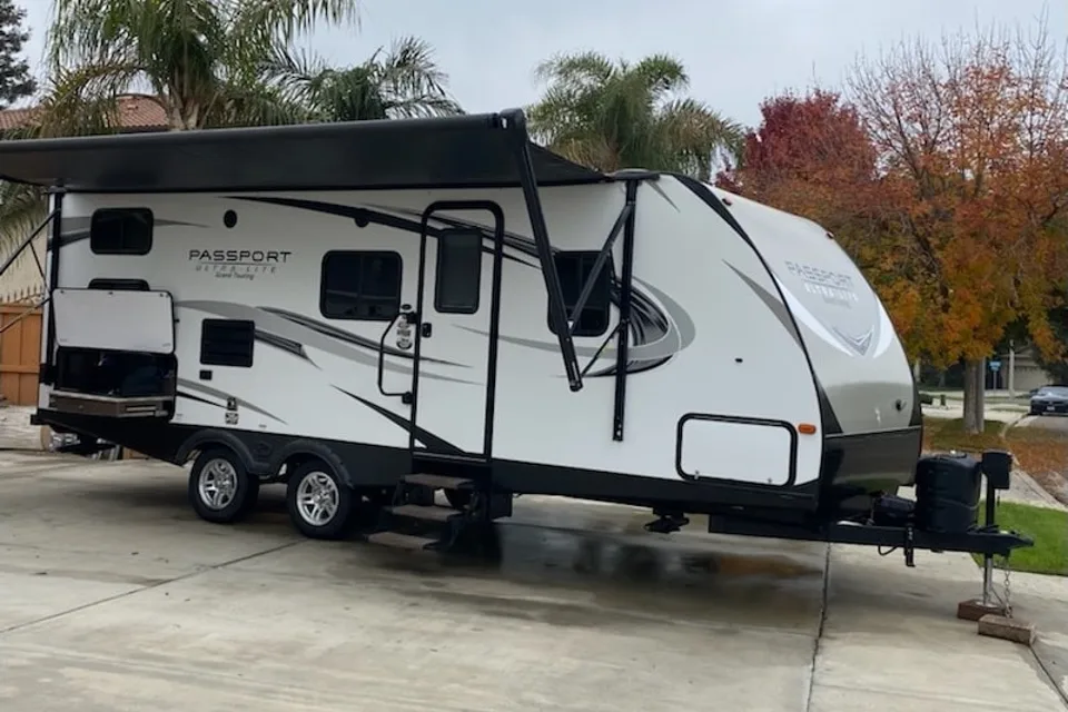2019 Keystone Passport near Sequoia and Yosemite 