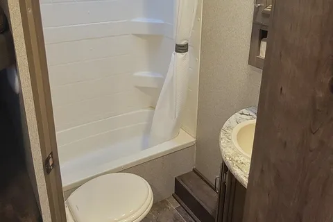 2019 Keystone Passport near Sequoia and Yosemite 