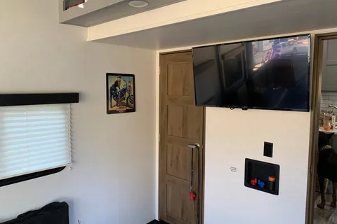 Ramiro's Keystone Impact Fuzion 267 Toy Hauler