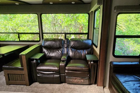 Grand Design Solitude Spacious 2 Bedroom