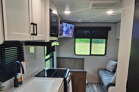 2025 Jayco Jay Flight SLX 210 QB Travel Trailer (Couples or Small Families Trailer)