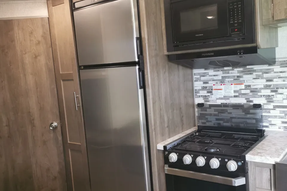 Grant's Dutchmen Aspen Trail 2741BH Travel Trailer