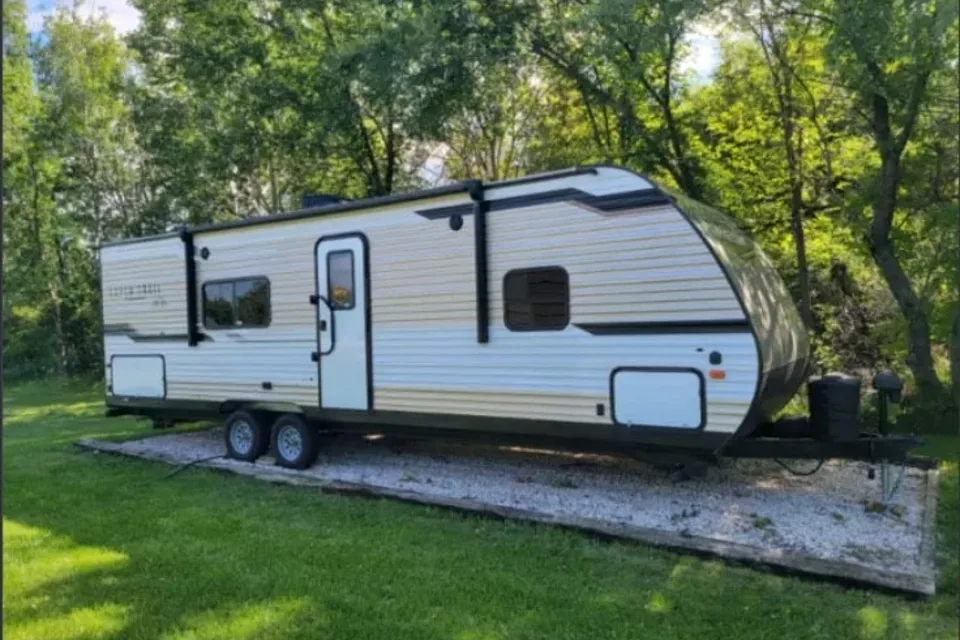 Grant's Dutchmen Aspen Trail 2741BH Travel Trailer