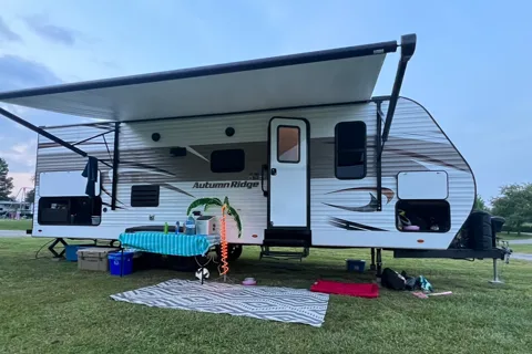 Alex 's Starcraft Autumn ridge  Travel Trailer