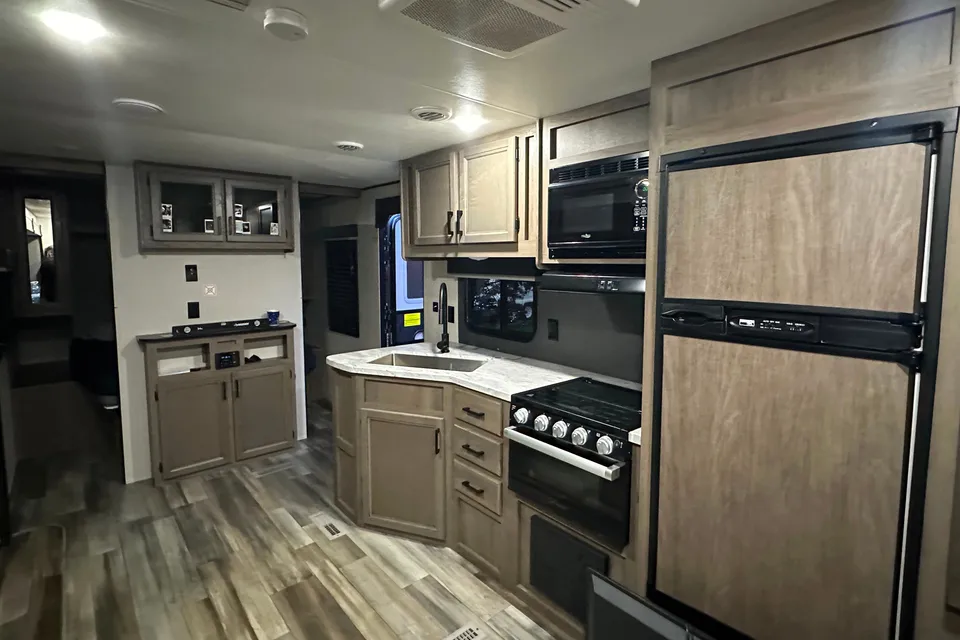 Alex 's Starcraft Autumn ridge Travel Trailer