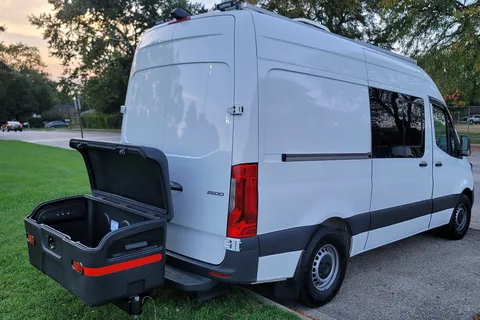 Moonbean, Sprinter Adventure Van 2022