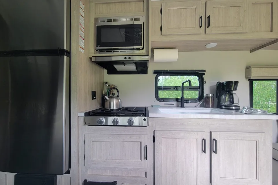 2025 30' Bunk Model Trailer