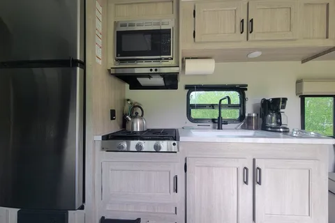 2025 30' Bunk Model Trailer