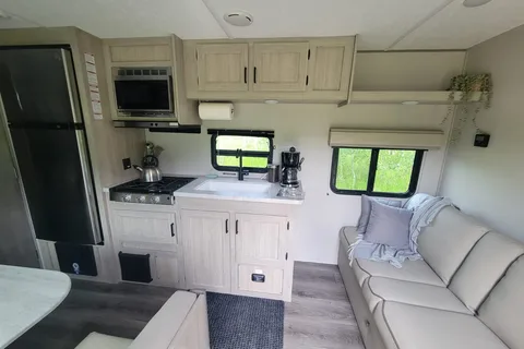 2025 30' Bunk Model Trailer