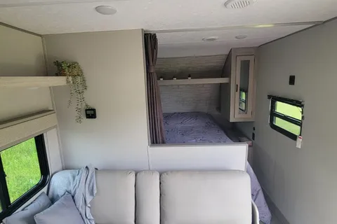 2025 30' Bunk Model Trailer