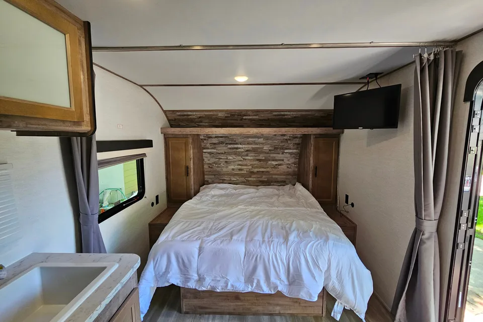 Alex's suite retreat