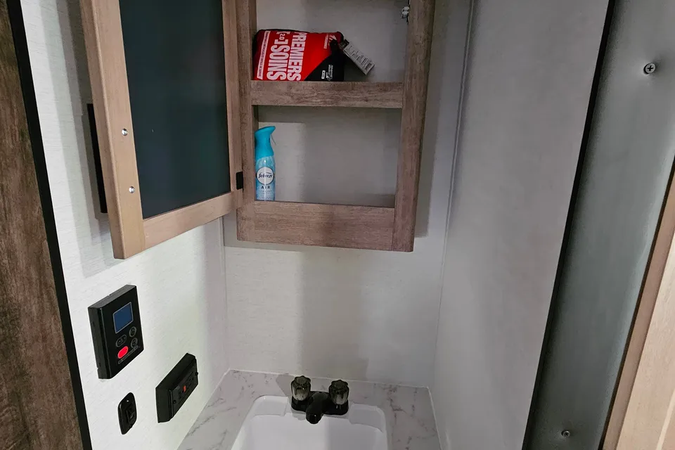 Alex's suite retreat