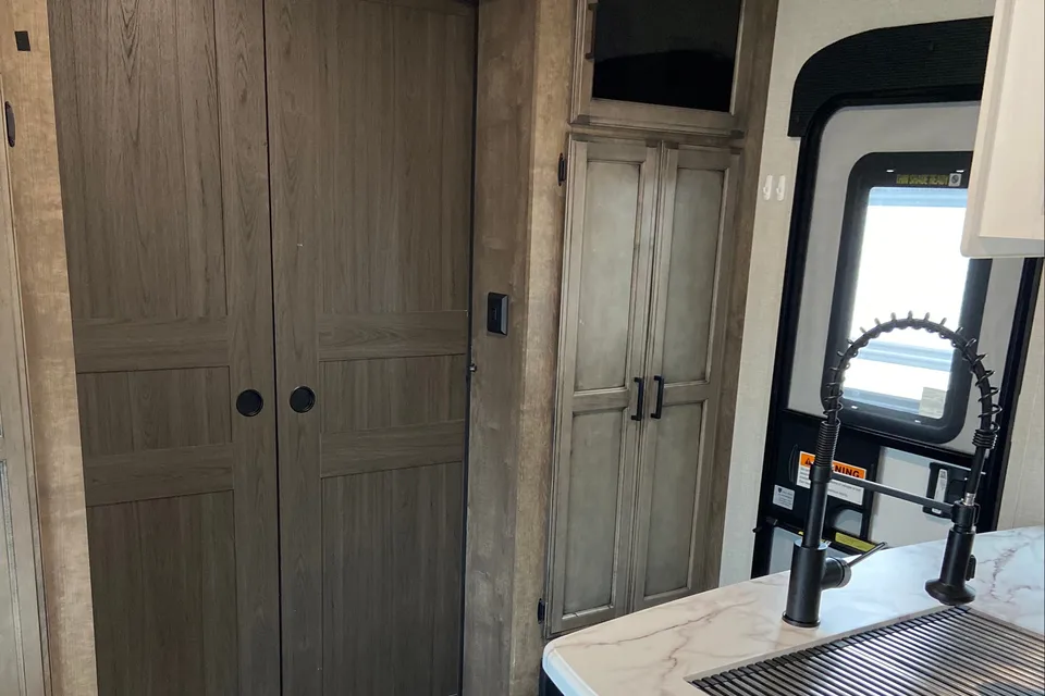 Zach's Venture Sporttrek Travel Trailer