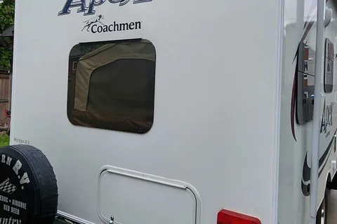 KC Coachmen Apex 18BH