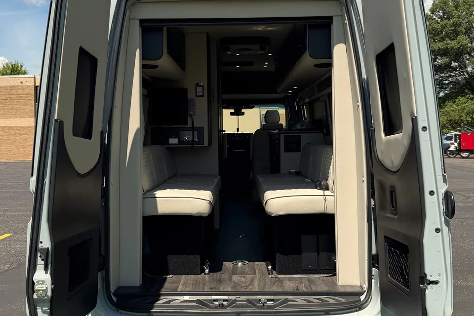 Mercedes-Benz Sprinter 3500XD Class B