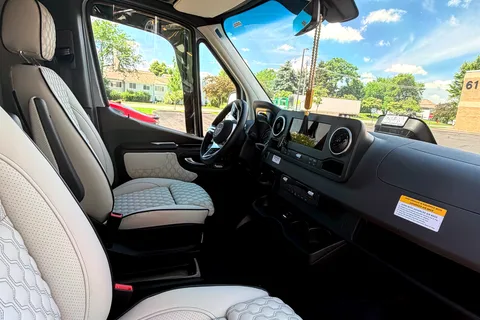 Mercedes-Benz Sprinter 3500XD Class B