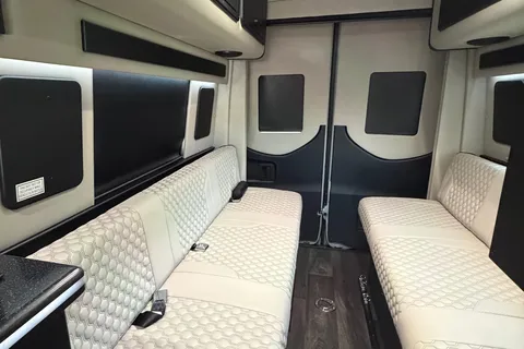 Mercedes-Benz Sprinter 3500XD Class B