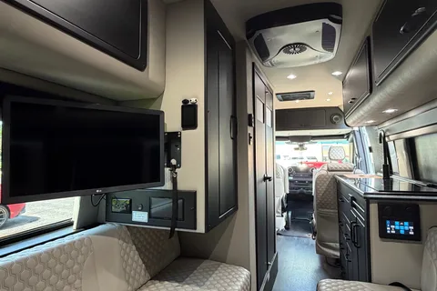 Mercedes-Benz Sprinter 3500XD Class B