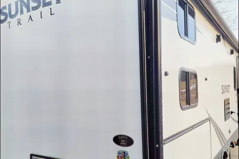 Catch the Sunset | Fully Loaded Family Bunkhouse