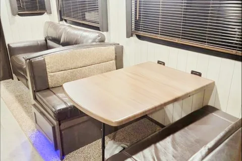 Catch the Sunset | Fully Loaded Family Bunkhouse
