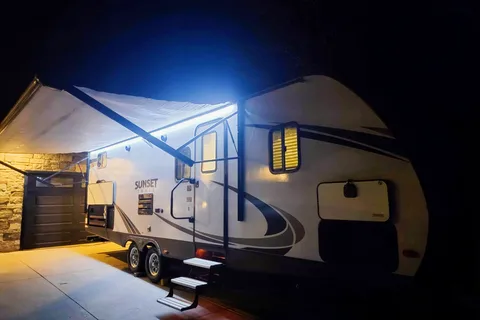 Catch the Sunset | Fully Loaded Family Bunkhouse