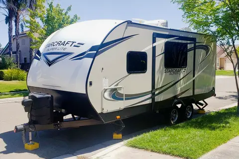 The Hangout Starcraft Super Lite 212FB (DELIVERY ONLY)