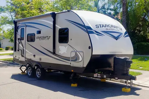 The Hangout Starcraft Super Lite 212FB (DELIVERY ONLY)