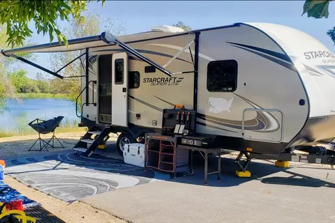 The Hangout Starcraft Super Lite 212FB (DELIVERY ONLY)