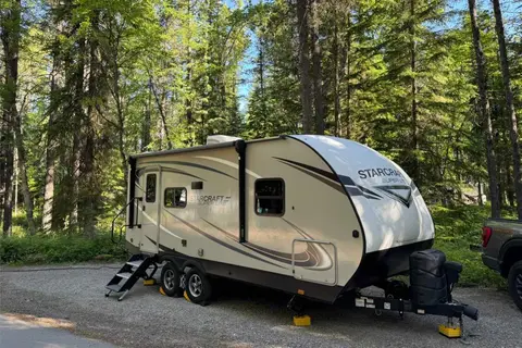 The Hangout Starcraft Super Lite 212FB (DELIVERY ONLY)