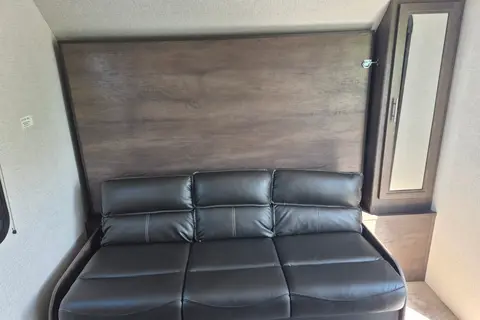 Dutchmen Coleman LRG 1905BH Travel Trailer NE EDM
