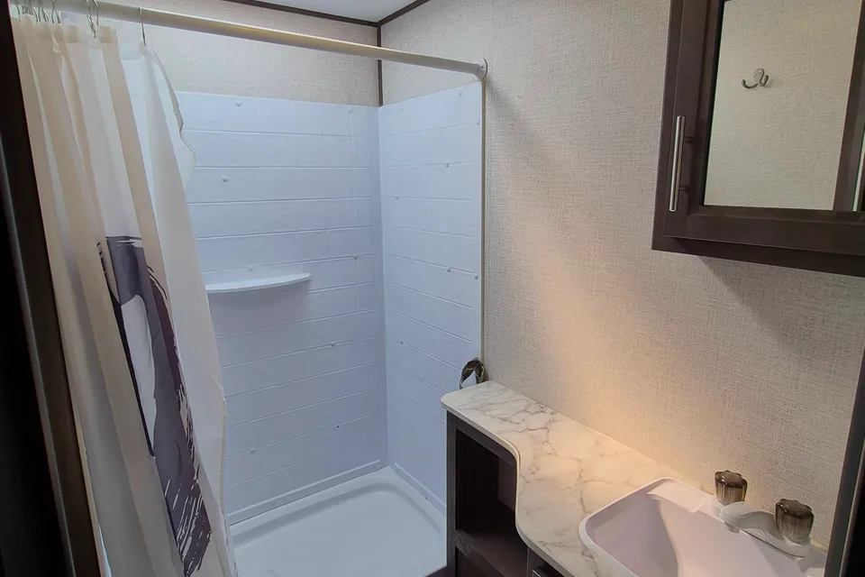 Dutchmen Coleman LRG 1905BH Travel Trailer NE EDM