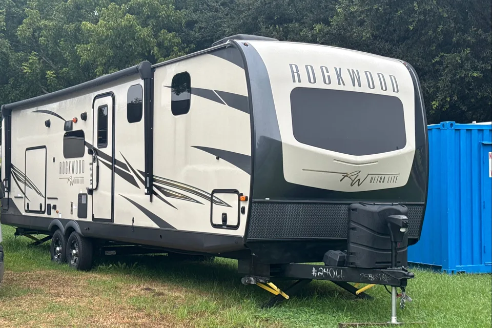 super spacious master