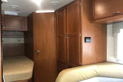 John's Winnebago Minnie Winnie 22R